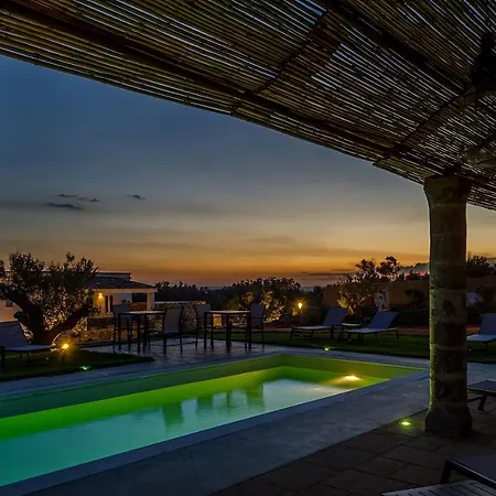 Holiday home Torre Dell'altomare Con Piscina, Blocco N2 - Apulia *