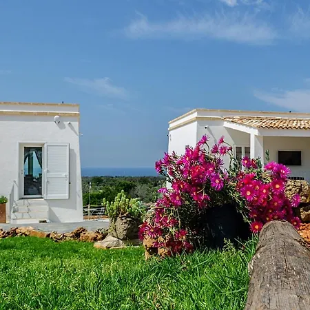 Torre Dell'altomare Con Piscina, Blocco N2 - Apulia Holiday home *