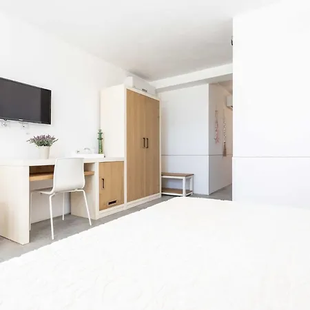 Holiday home Torre Dell'altomare Con Piscina, Blocco N2 - Apulia